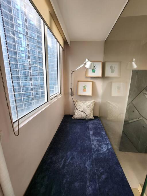 Enjoy Bgc Sunset And Golf Course View 2 Bedroom Loft With 100Mbps Internet Connection Manila Luaran gambar